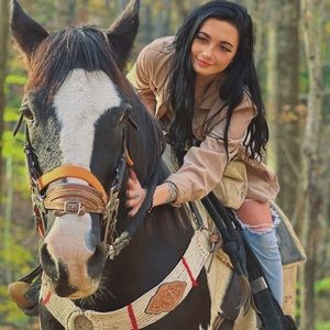 Meet your Posher, ♡Lunabelle♡